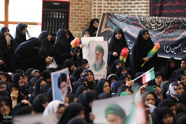 اجتماع زینبیون در تبریز