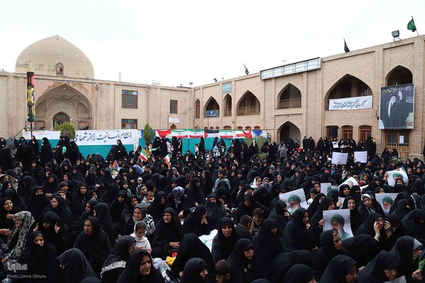 اجتماع زینبیون در تبریز