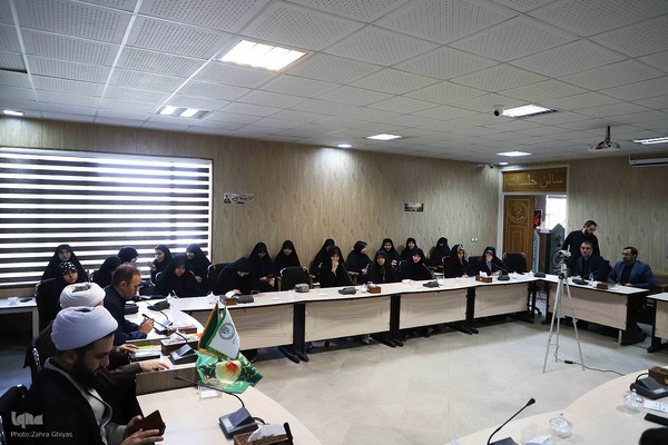 نشست تبیینی رویکرد رسانه ای تدبردر آیات مقاومت در تبریز