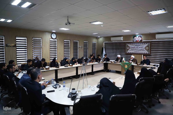 نشست تبیینی رویکرد رسانه ای تدبردر آیات مقاومت در تبریز