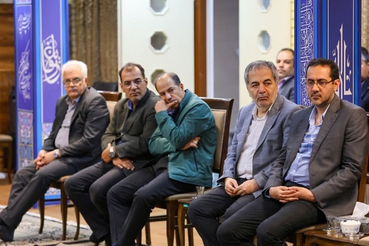 دیدار مدیران تامین اجتماعی و بهزیستی با امام جمعه تبریز