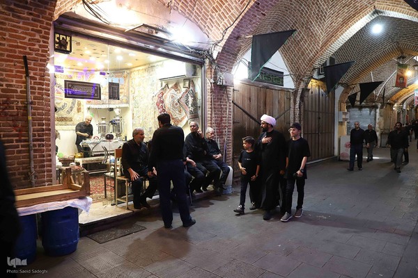 عزاداری اربعین حسینی در بزرگترین بازار مسقف جهان