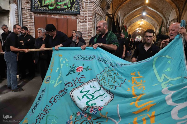 عزاداری اربعین حسینی در بزرگترین بازار مسقف جهان