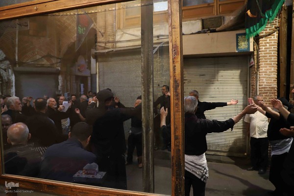 عزاداری اربعین حسینی در بزرگترین بازار مسقف جهان