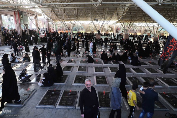 مراسم آیینی جاماندگان اربعین حسینی در تبریز