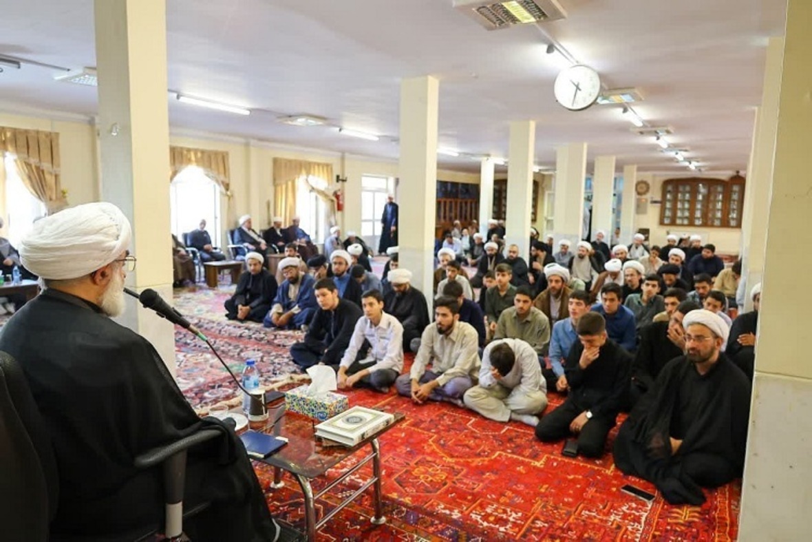 جلسه اخلاق در حوزه علمیه ولیعصر (عج) تبریز