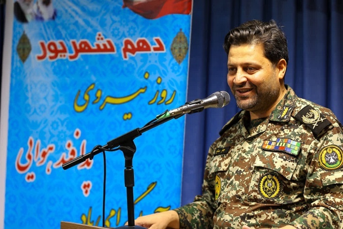 دیدار جمعی از فرماندهان ارتش با امام جمعه تبریز