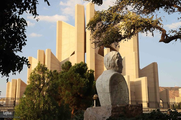 شهریار ایران 