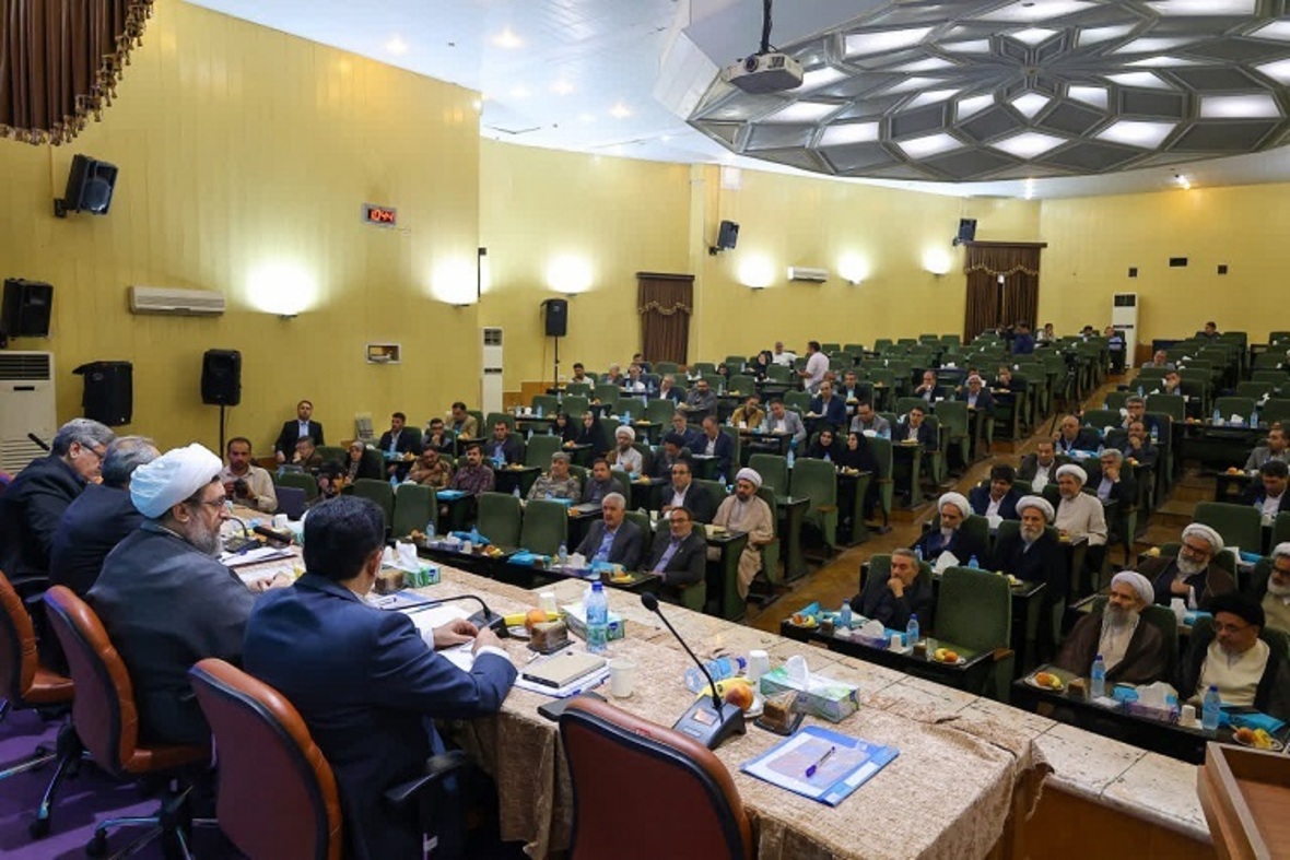 جلسه شورای فرهنگ عمومی آذربایجان‌شرقی