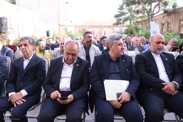 آیین نکوداشت «پنجاه چهره؛ پنجاه سال افتخار»