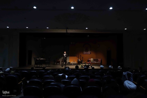 اجرای تئاتر جمعه ای که تعطیل نبود در تبریز