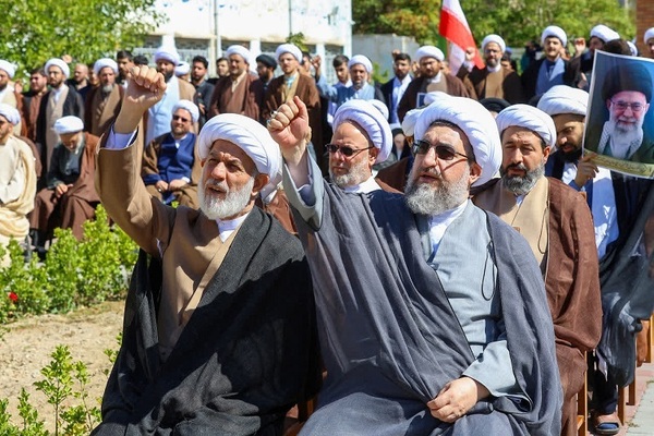 تجمع حمایتی طلاب و روحانیون تبریز در پشتیبانی از فرمایشات مقام معظم رهبری