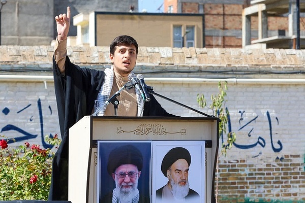 تجمع حمایتی طلاب و روحانیون تبریز در پشتیبانی از فرمایشات مقام معظم رهبری