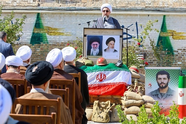 تجمع حمایتی طلاب و روحانیون تبریز در پشتیبانی از فرمایشات مقام معظم رهبری