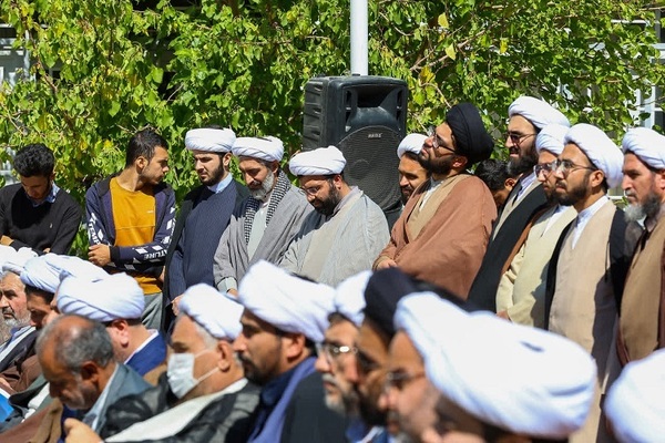 تجمع حمایتی طلاب و روحانیون تبریز در پشتیبانی از فرمایشات مقام معظم رهبری