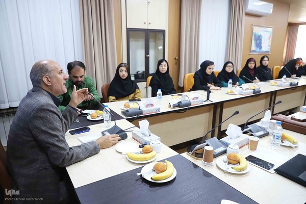 نشست هم اندیشی سرپرست سازمان جهاددانشگاهی آذربایجان شرقی با اعضای سازمان دانشجویان