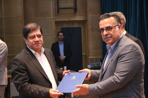 آیین تودیع و معارفه رئیس دانشگاه شهید مدنی آذربایجان