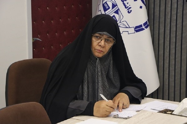 نسرین پیرسمساری، استاد حوزه و دانشگاه