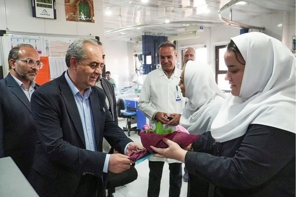 تجلیل استاندار آذربایجان شرقی از پرستاران