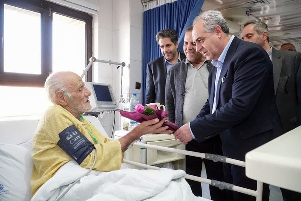 تجلیل استاندار آذربایجان شرقی از پرستاران