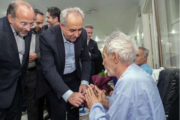 تجلیل استاندار آذربایجان شرقی از پرستاران