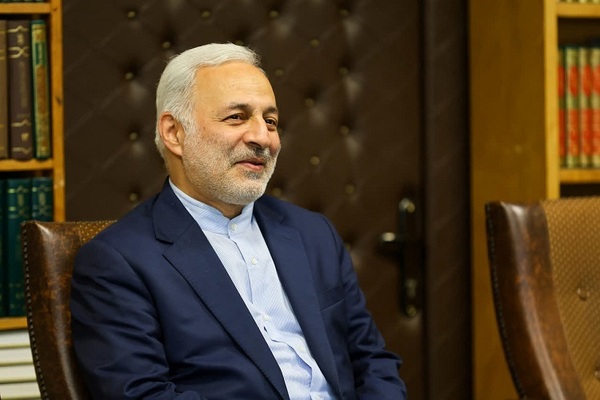 دیدار وزیر امور خارجه با امام جمعه تبریز