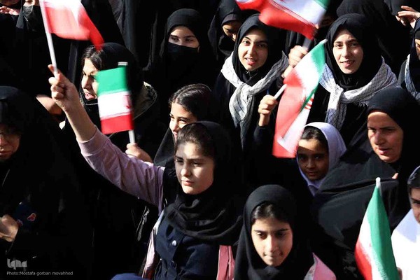 راهپیمایی گرامیداشت روز ۱۳ آبان در اهر