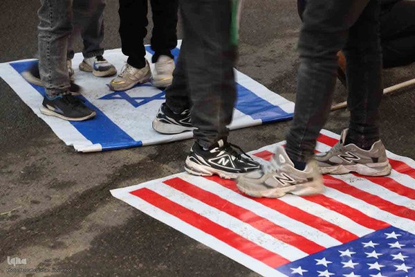 راهپیمایی گرامیداشت روز ۱۳ آبان در اهر