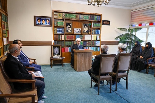 دیدار اقشار مختلف مردم با امام جمعه تبریز