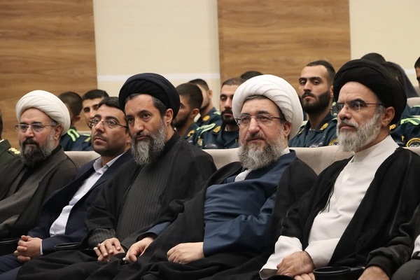 مراسم تجلیل از برگزیدگان آزمون‌های حفظ عمومی