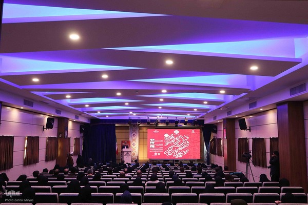 برگزاری اولین همایش توانمندسازی آموزگاران در بازشناسی خط قرآن درسی و شیوه‌های نوین آموزش در تبریز