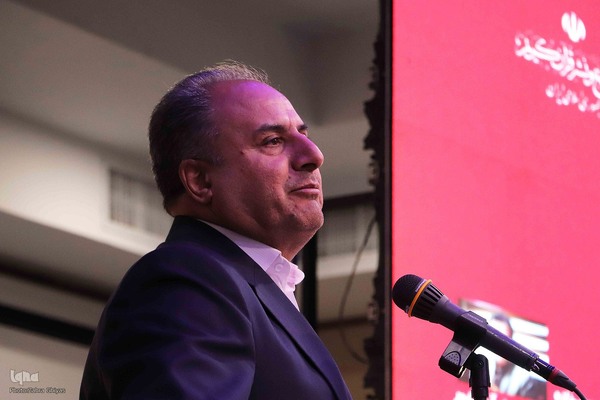 برگزاری اولین همایش توانمندسازی آموزگاران در بازشناسی خط قرآن درسی و شیوه‌های نوین آموزش در تبریز