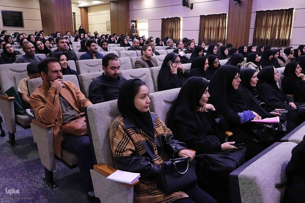 برگزاری اولین همایش توانمندسازی آموزگاران در بازشناسی خط قرآن درسی و شیوه‌های نوین آموزش در تبریز