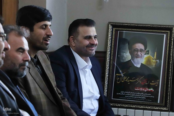 دیدار مشاور وزیر و دبیر کمیسیون توسعه آموزش عمومی قرآن کشور با امام جمعه تبریز