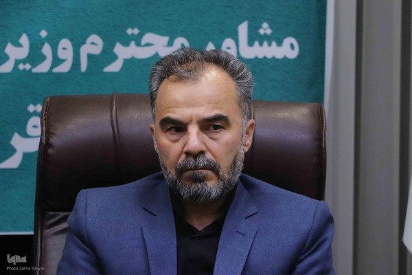 نشست هم اندیشی اساتید قرآنی آذربایجان شرقی با مشاور وزیر آموزش و پرورش