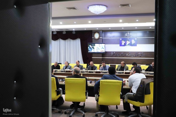 نشست هم اندیشی اساتید قرآنی آذربایجان شرقی با مشاور وزیر آموزش و پرورش