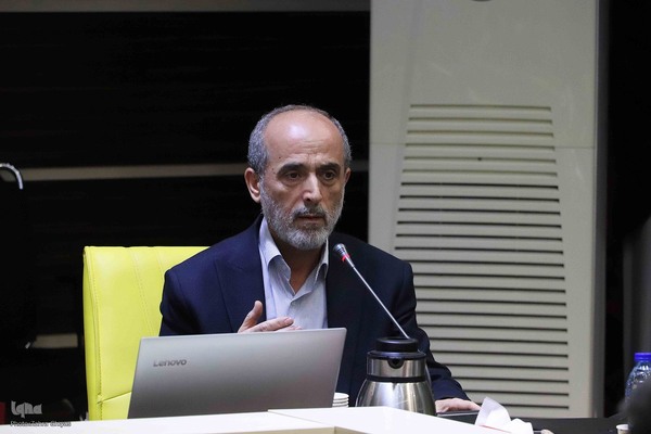 نشست هم اندیشی اساتید قرآنی آذربایجان شرقی با مشاور وزیر آموزش و پرورش