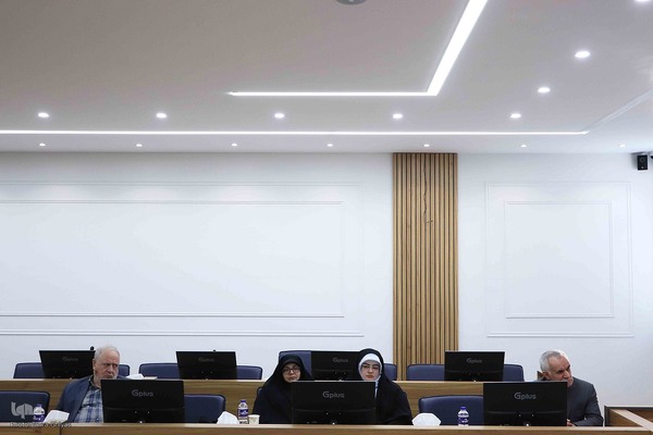 برگزاری نشست تخصصی جنبه های شعری و ادبی علامه طباطبایی در تبریز