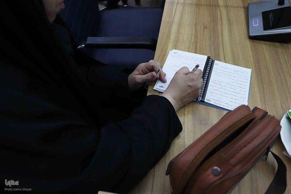 برگزاری نشست تخصصی جنبه های شعری و ادبی علامه طباطبایی در تبریز