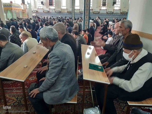 برپایی میز خدمت در مصلی نماز جمعه شهرستان اهر