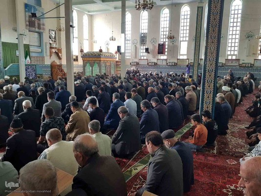 برپایی میز خدمت در مصلی نماز جمعه شهرستان اهر