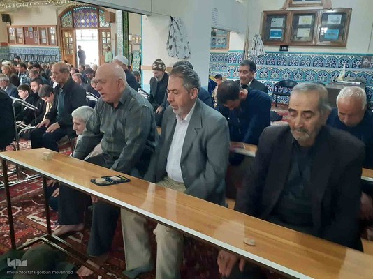 برپایی میز خدمت در مصلی نماز جمعه شهرستان اهر