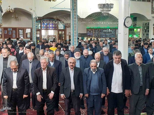 برپایی میز خدمت در مصلی نماز جمعه شهرستان اهر