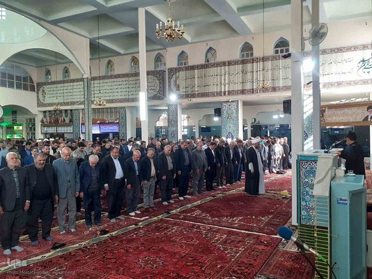 برپایی میز خدمت در مصلی نماز جمعه شهرستان اهر