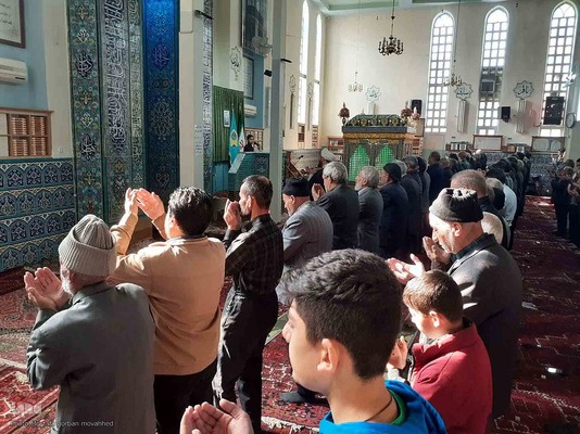 برپایی میز خدمت در مصلی نماز جمعه شهرستان اهر