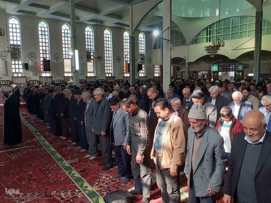برپایی میز خدمت در مصلی نماز جمعه شهرستان اهر