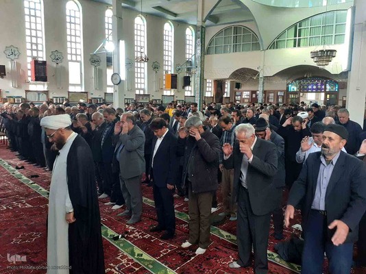 برپایی میز خدمت در مصلی نماز جمعه شهرستان اهر