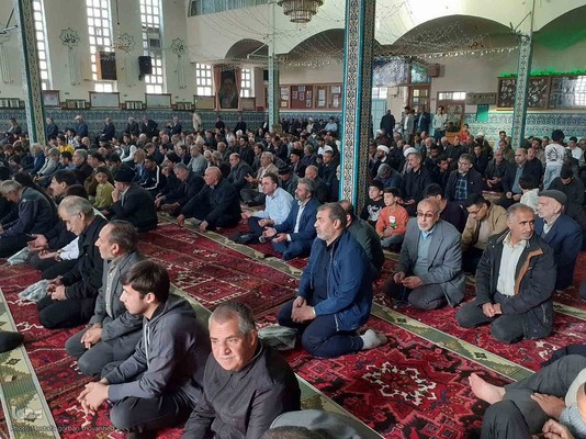 برپایی میز خدمت در مصلی نماز جمعه شهرستان اهر