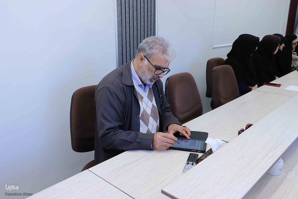 نشست تخصصی «جایگاه نهج‌البلاغه در منظومه فکری علامه محمدتقی جعفری» و «علامه طباطبایی و بنیادهای فلسفه اسلامی در چشم‌انداز جهانی» در ایکنای آذربایجان‌شرقی