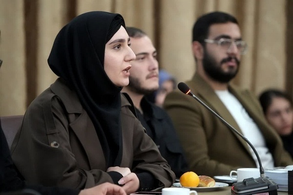 نشست استاندار آذربایجان شرقی با نمایندگان تشکل‌های دانشجویی